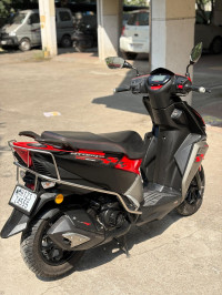 Red-black TVS NTORQ 125 Race Edition BS6