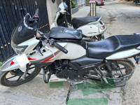 White TVS Apache RTR 160
