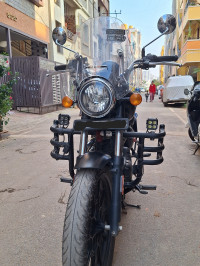 Mat Black Royal Enfield Meteor 350 Stellar