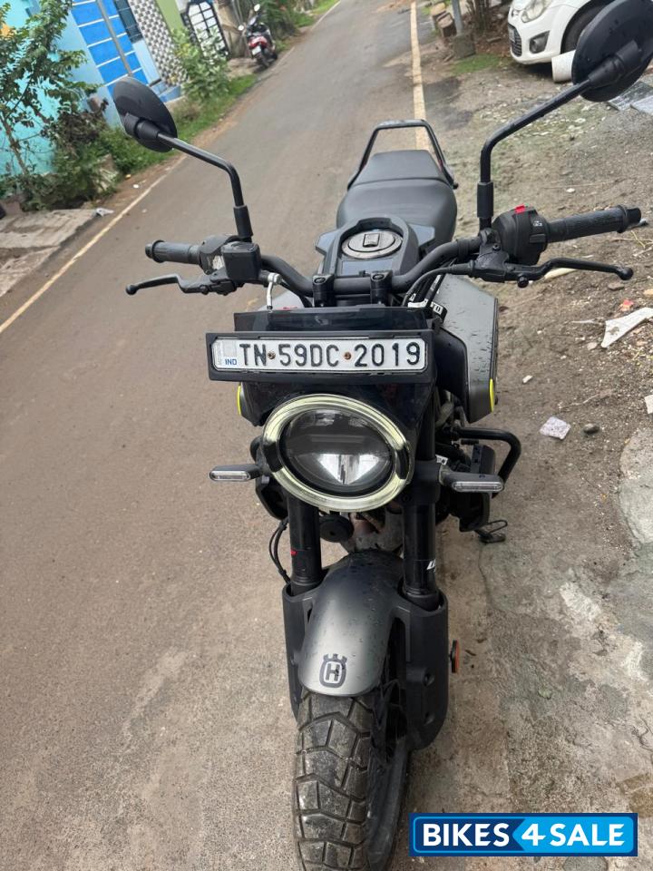 Husqvarna Svartpilen 401 2024