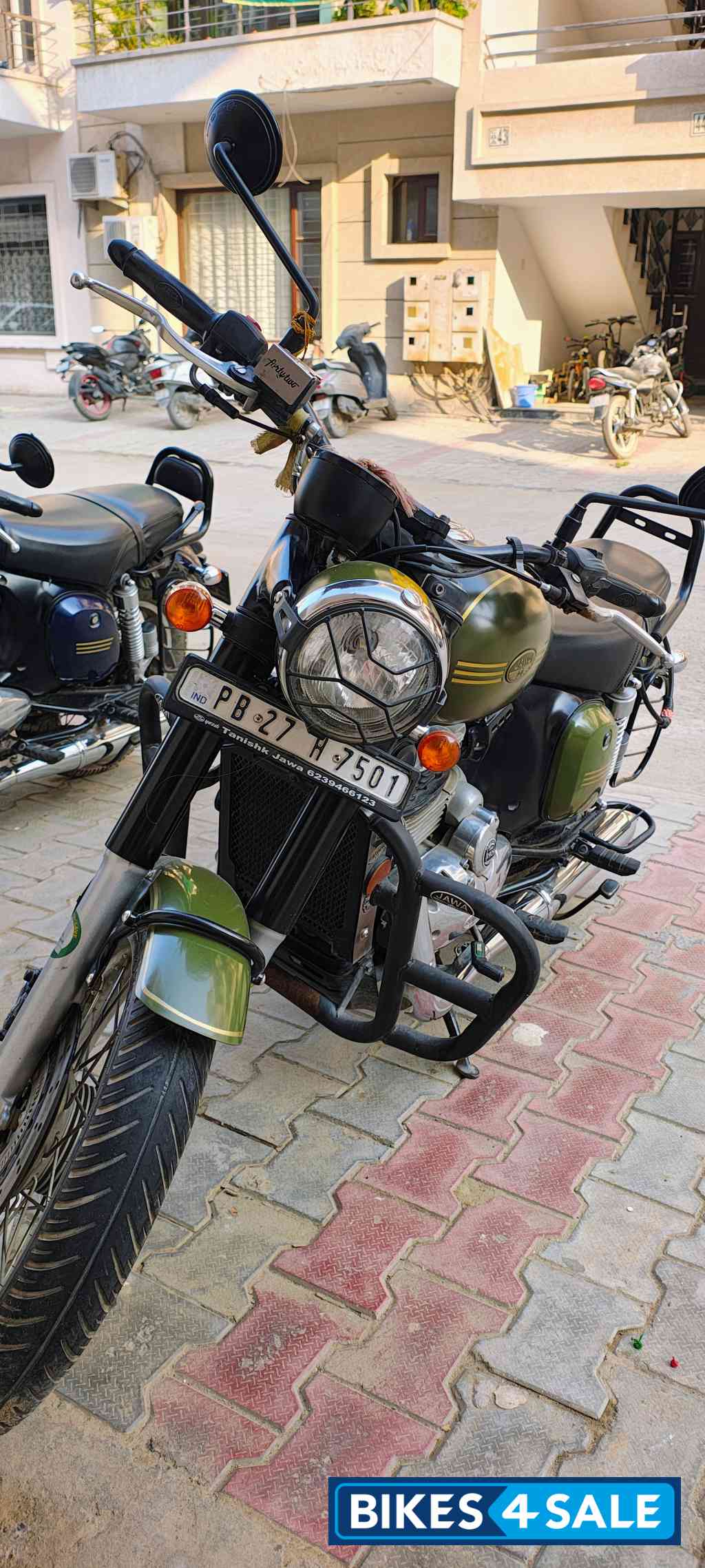 Galactic Green Jawa  Jawa 42 Dual Channel ABS