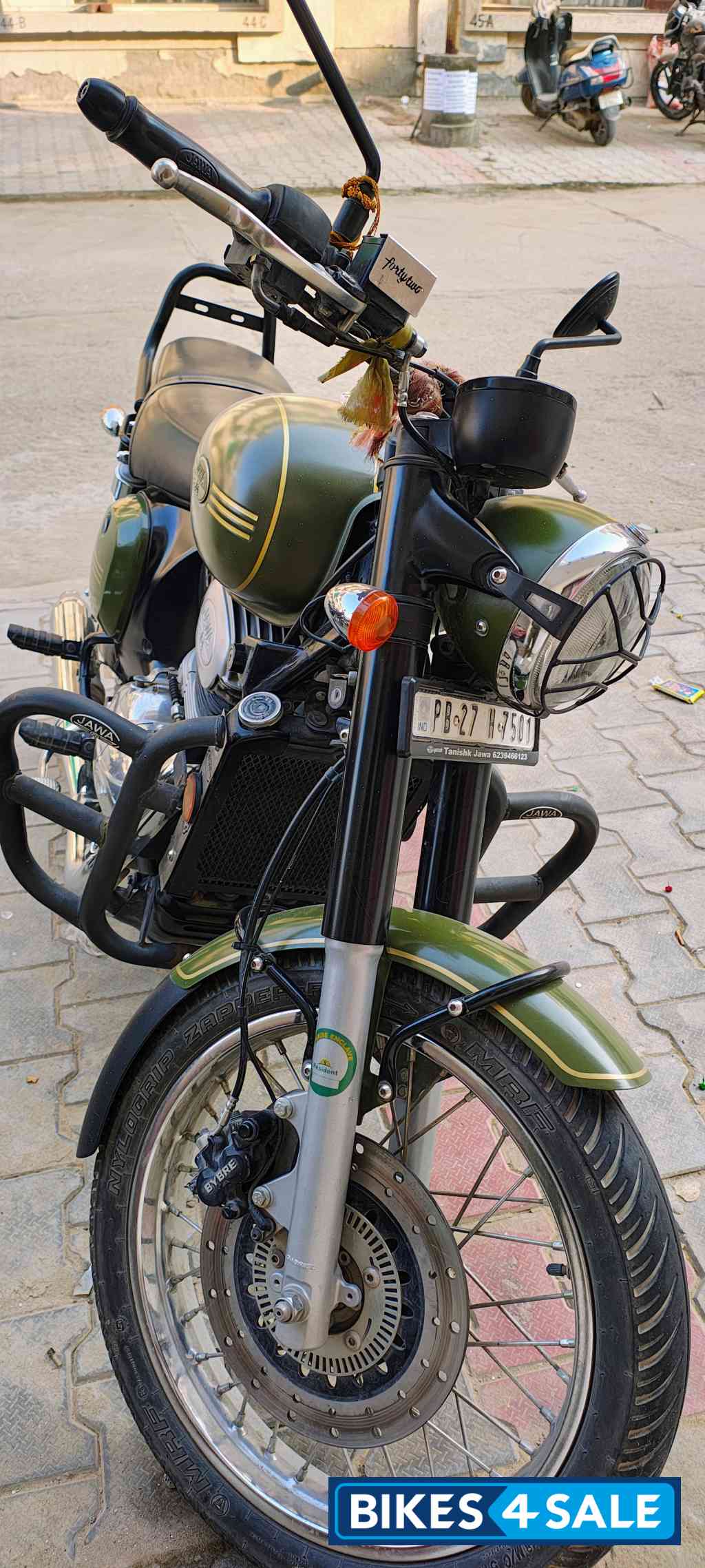 Galactic Green Jawa  Jawa 42 Dual Channel ABS