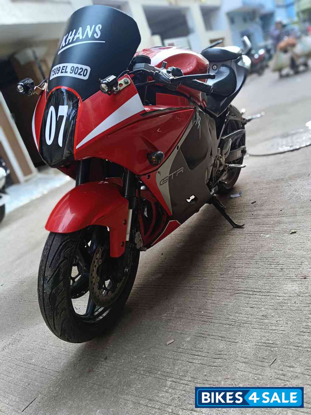 Hyosung GT250RC