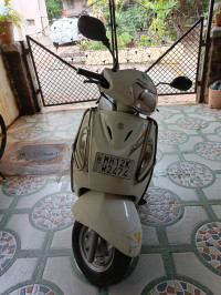 White Suzuki Access 125