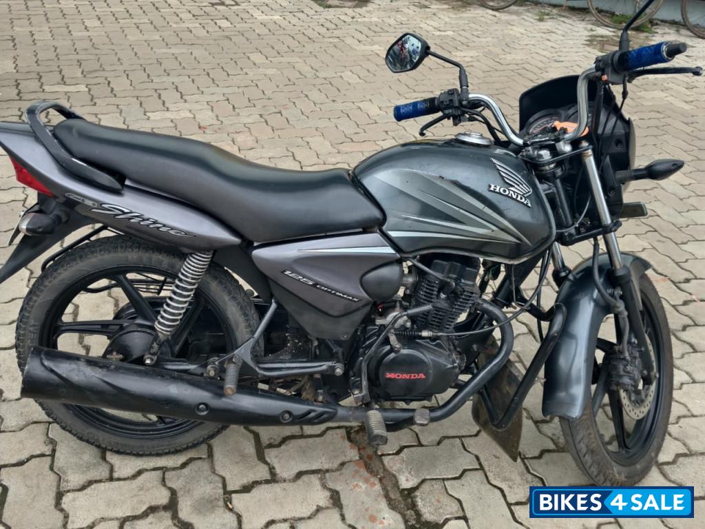Honda CB Shine