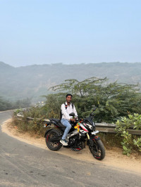 Ebony Black Bajaj Pulsar NS400Z