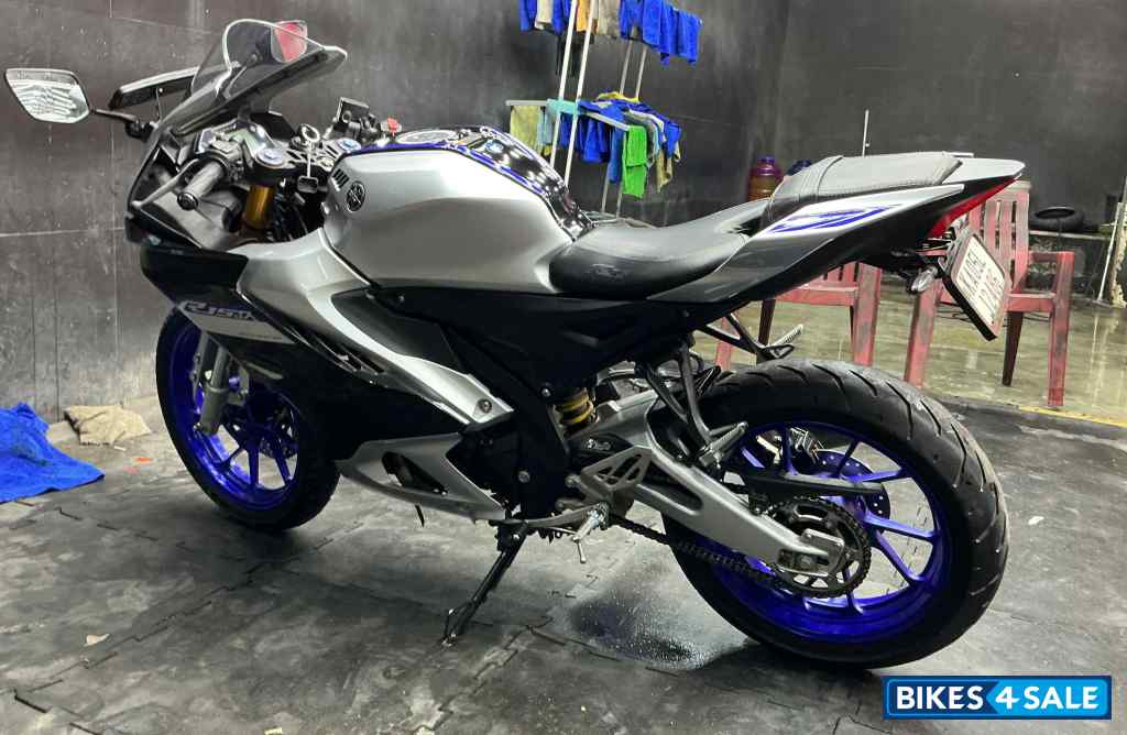 Silver Black Yamaha R15M Silver Black Yamaha R15M