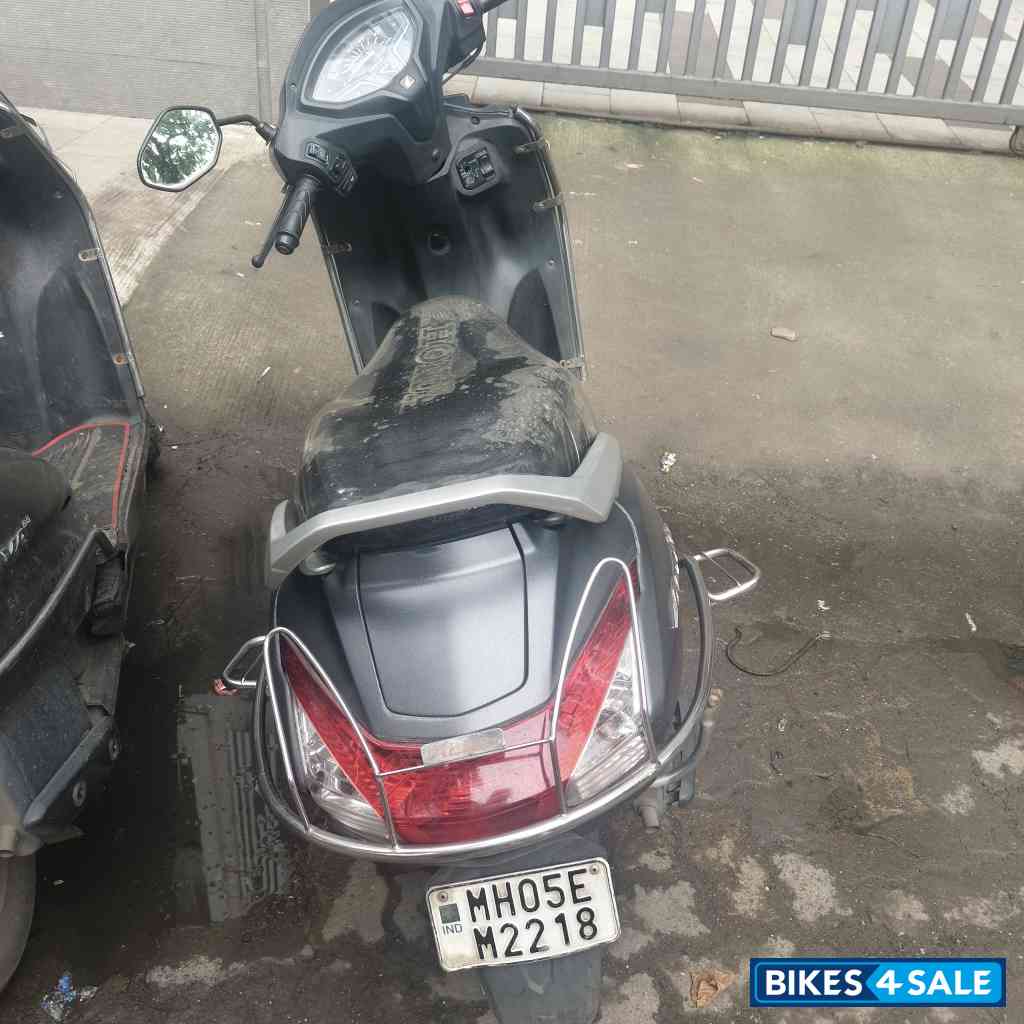Grey Honda Activa 6G