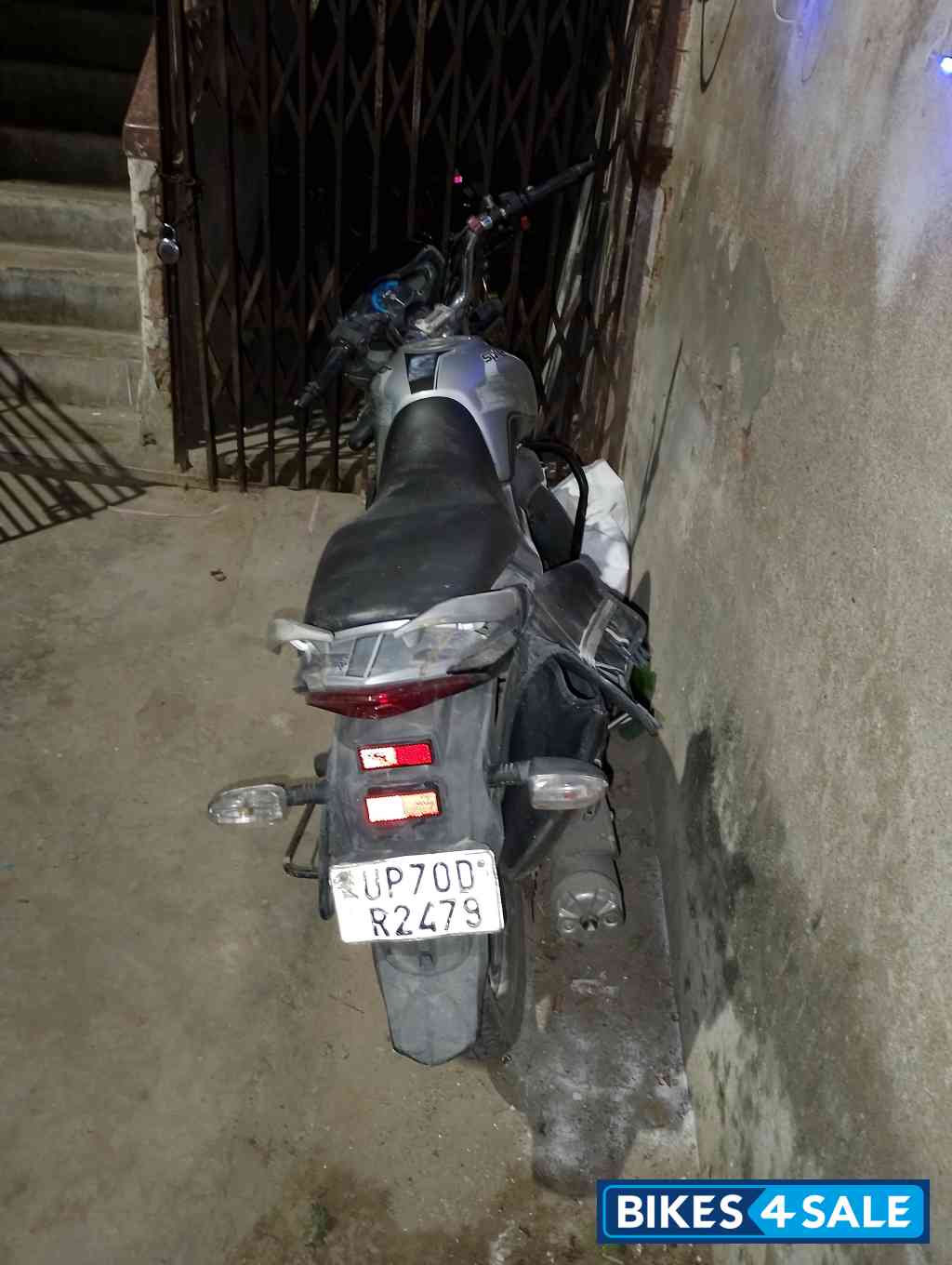 Black & White Hero Splendor iSmart 110