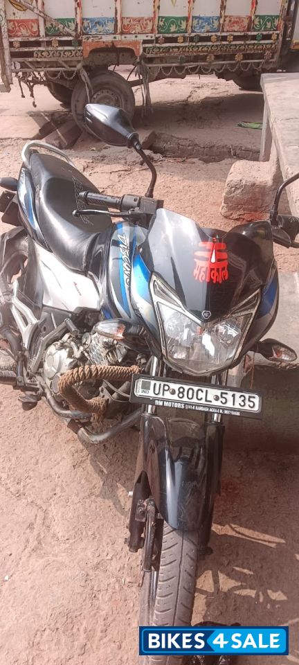 Black And Blue Bajaj Discover 125 ST