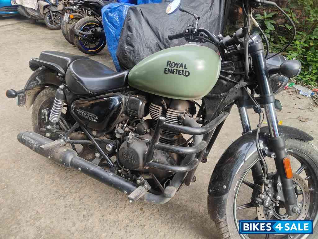 Green Royal Enfield Meteor 350 Fireball