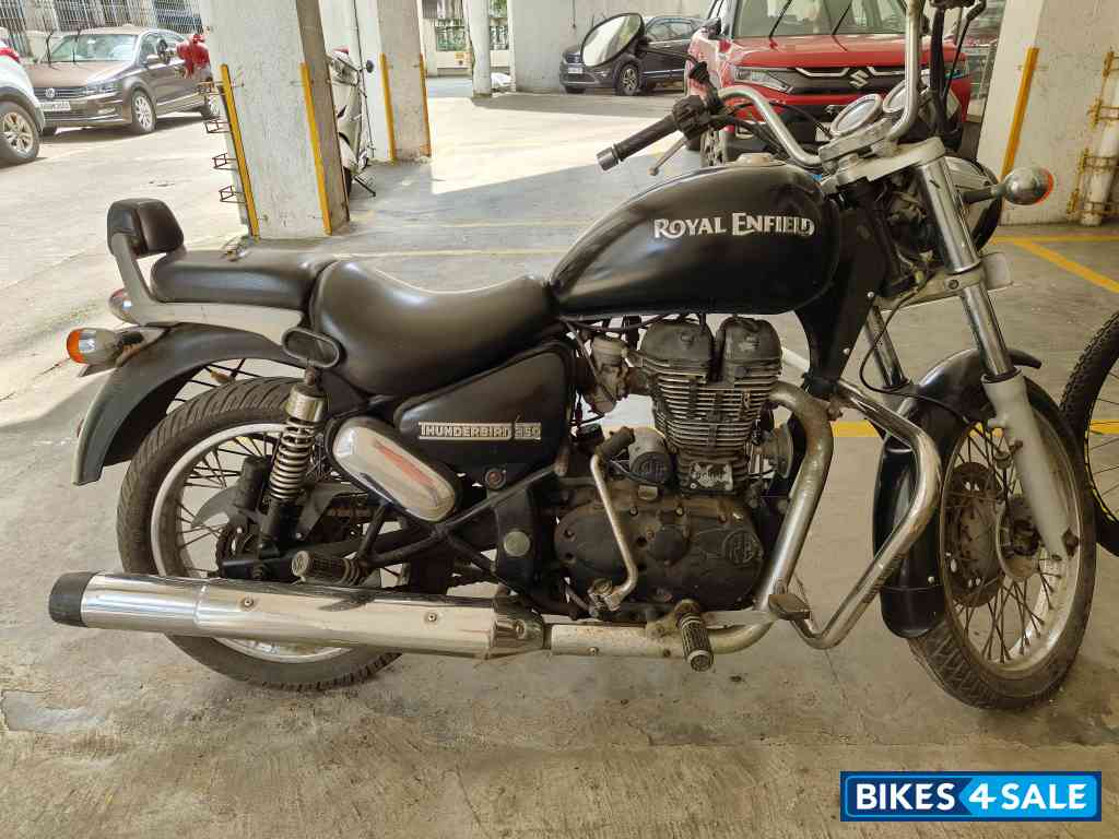 Royal Enfield Thunderbird