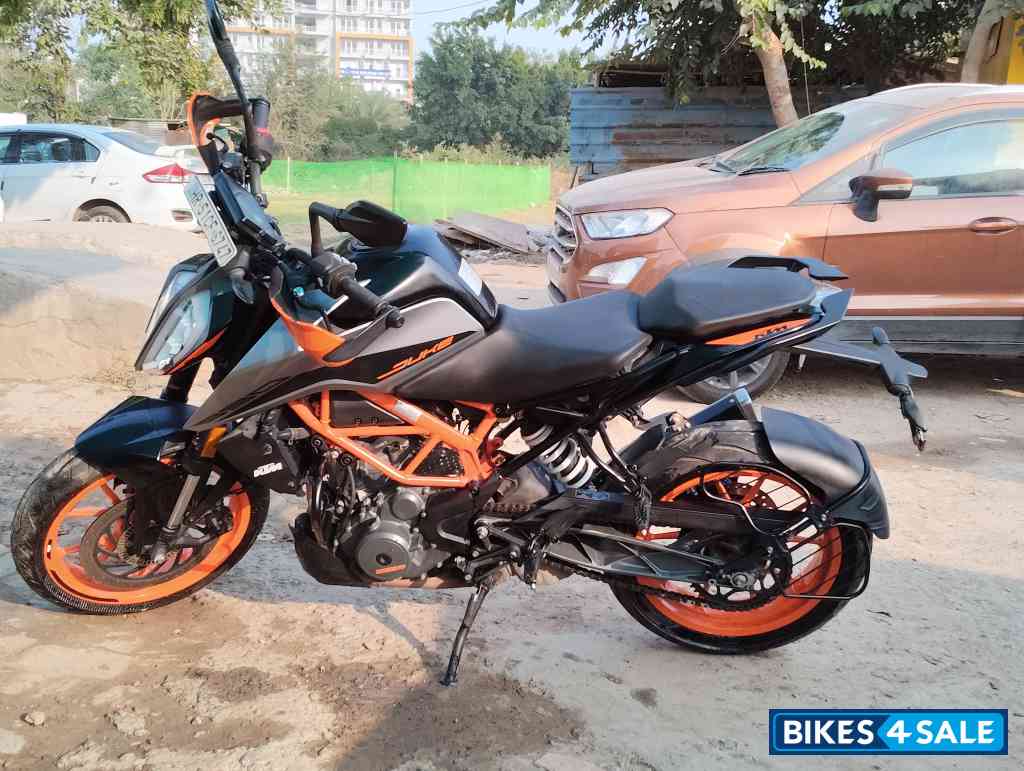 KTM Duke 390