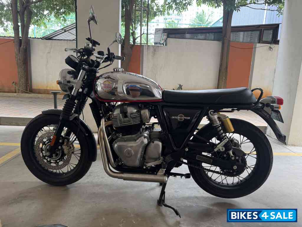 Royal Enfield Interceptor 650 Twin