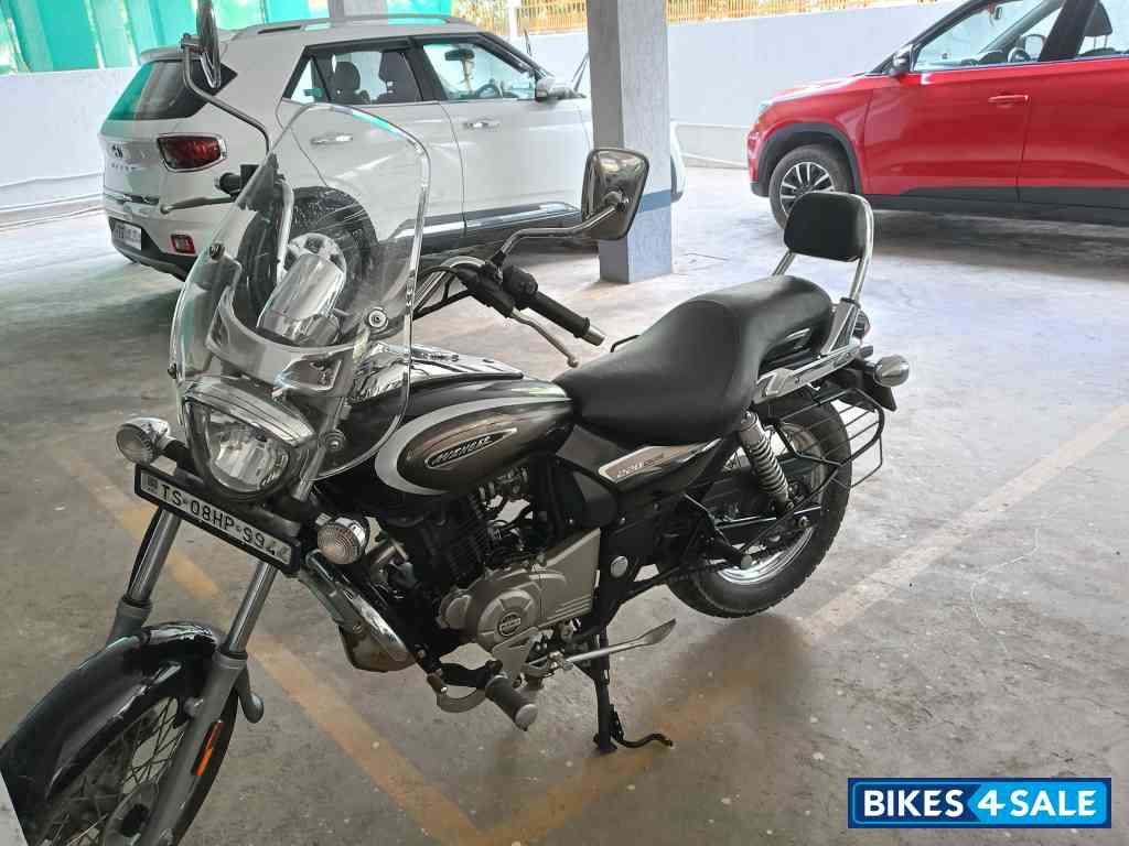 Bajaj Avenger Cruise 220