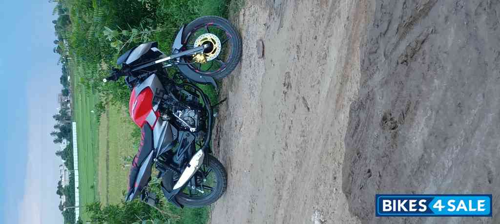 Bajaj Pulsar 135LS