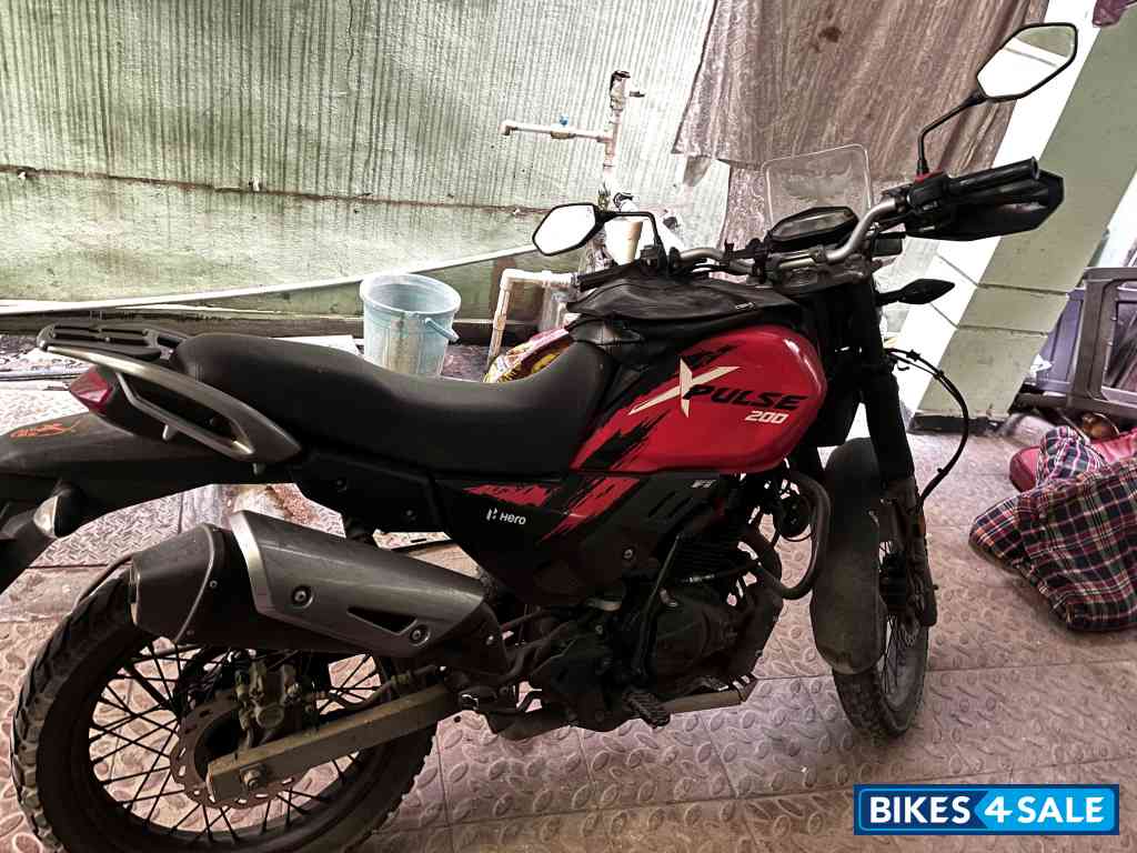 Hero XPulse 200 BS6