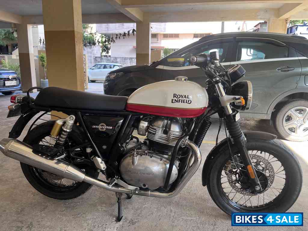 Royal Enfield Interceptor 650 Twin