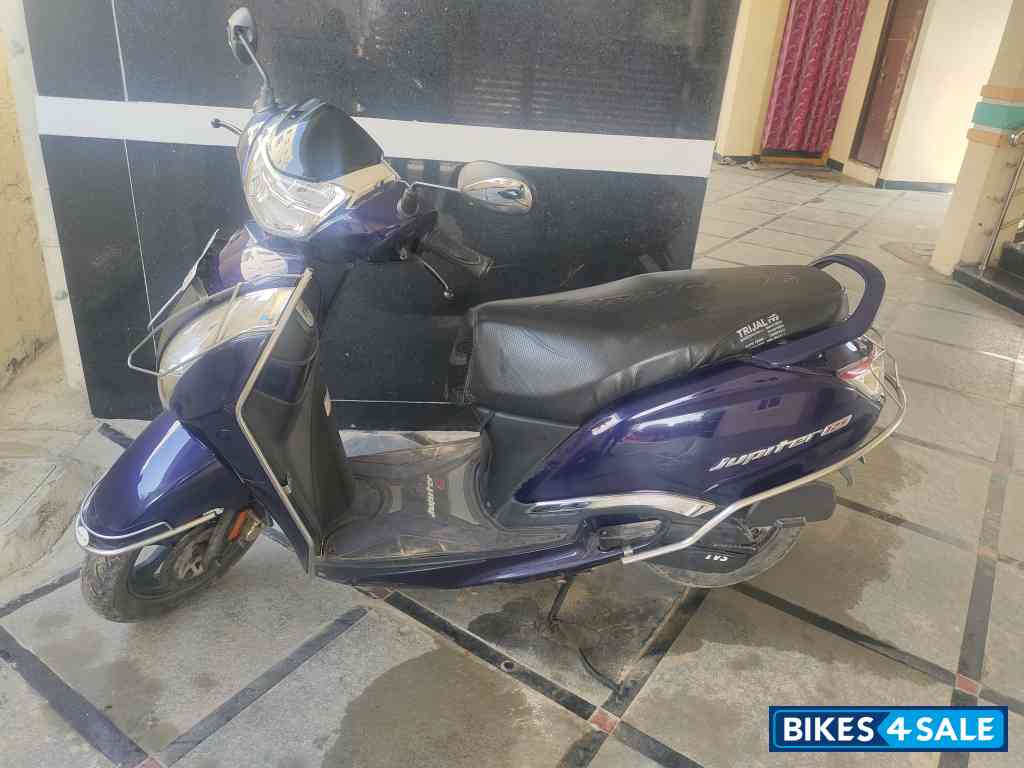 Blue TVS Jupiter 125