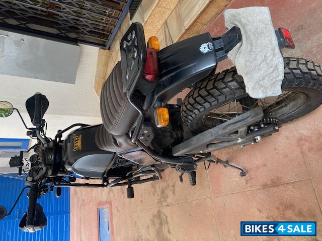 Granite Black Royal Enfield Himalayan 2021