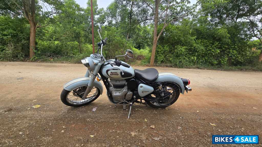 Royal Enfield Classic 350 Dual Channel BS6