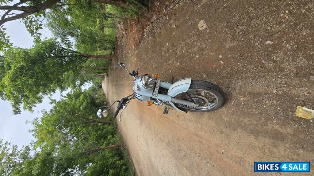 Royal Enfield Classic 350 Dual Channel BS6