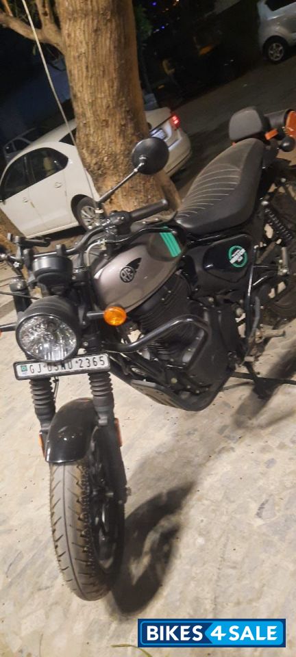 Royal Enfield Hunter 350 Metro