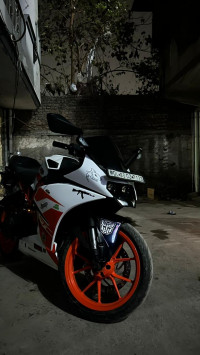 White And Orange KTM RC 200