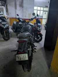 Phantom Black Triumph Speed 400