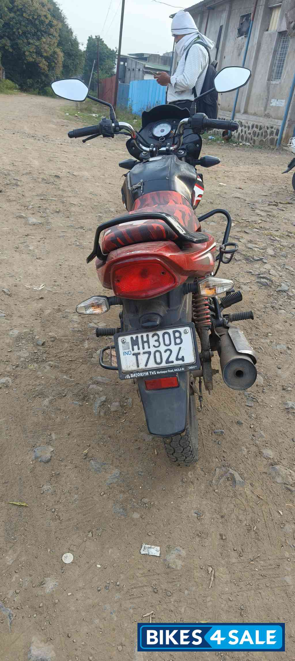 Black And Red TVS Star City Plus