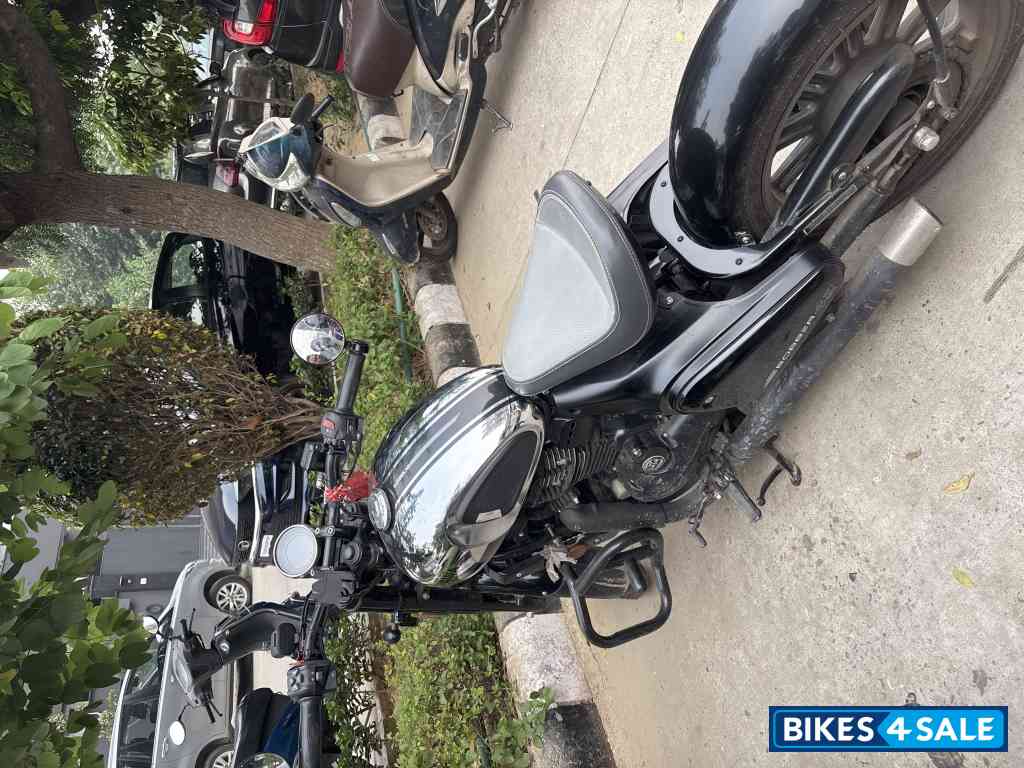 Mirror Black Jawa 42 Bobber Black Mirror