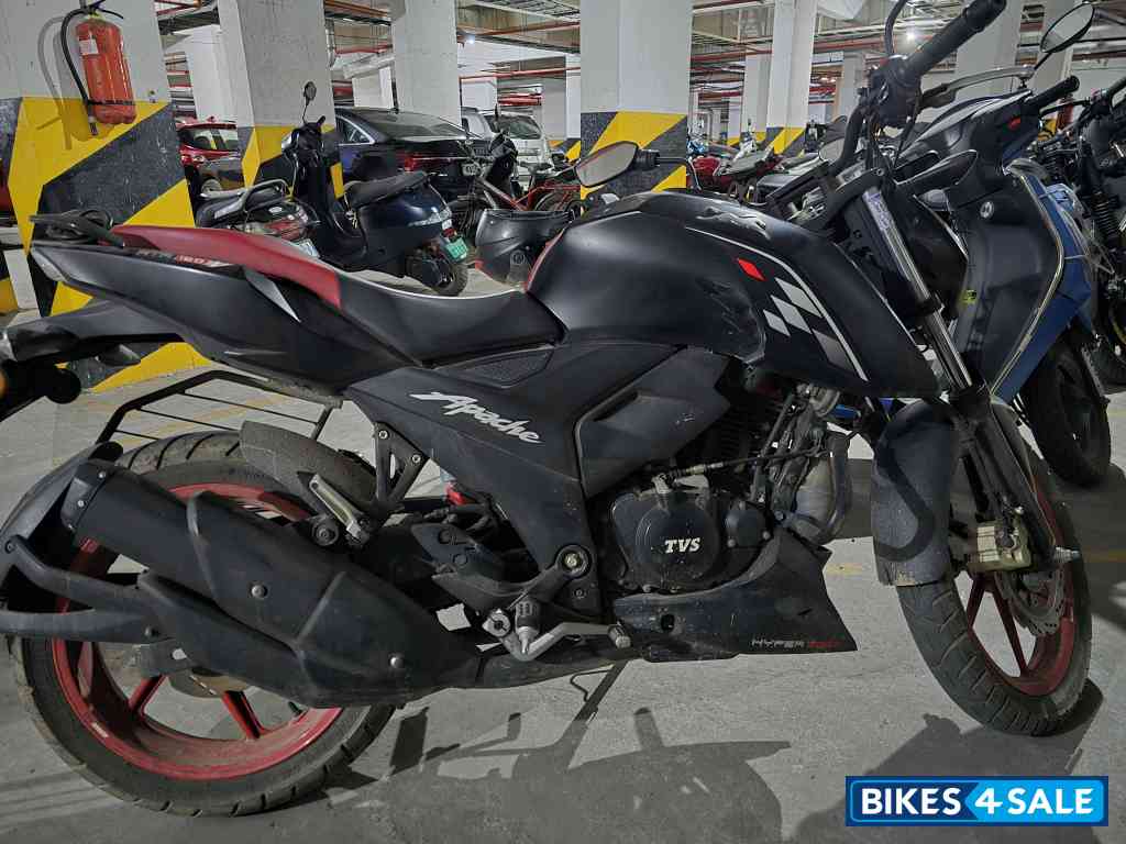 TVS Apache RTR 160 4V Special Edition