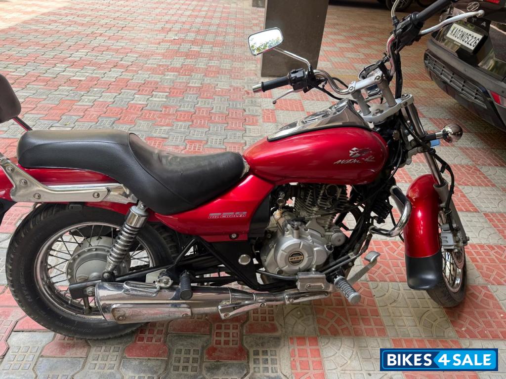 Bajaj Avenger