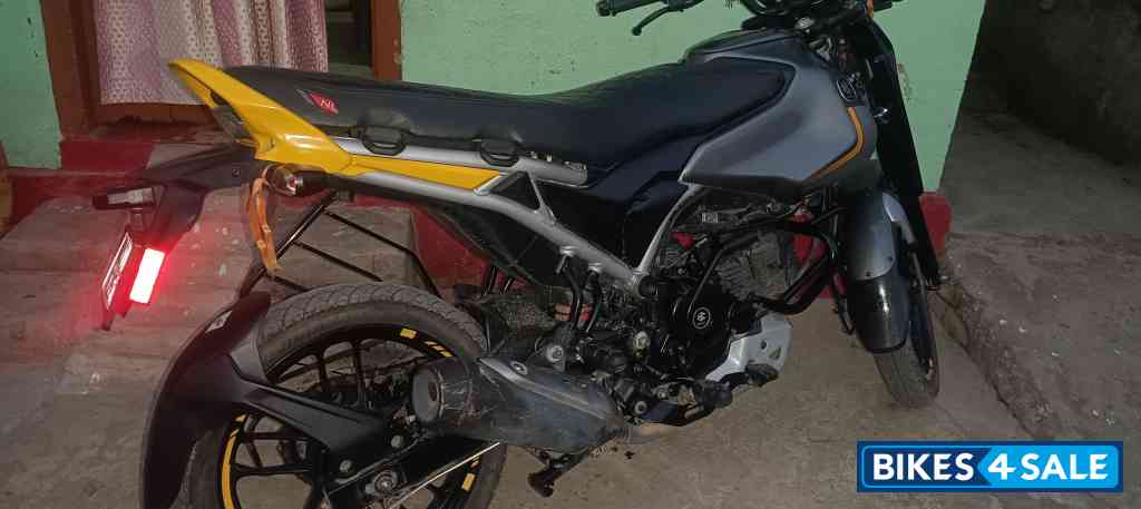 Bajaj Freedom 125 NG04 Drum