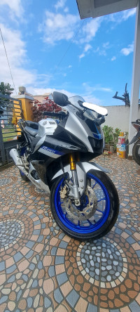 Yamaha R15M