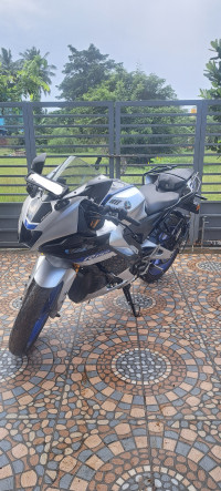 Yamaha R15M