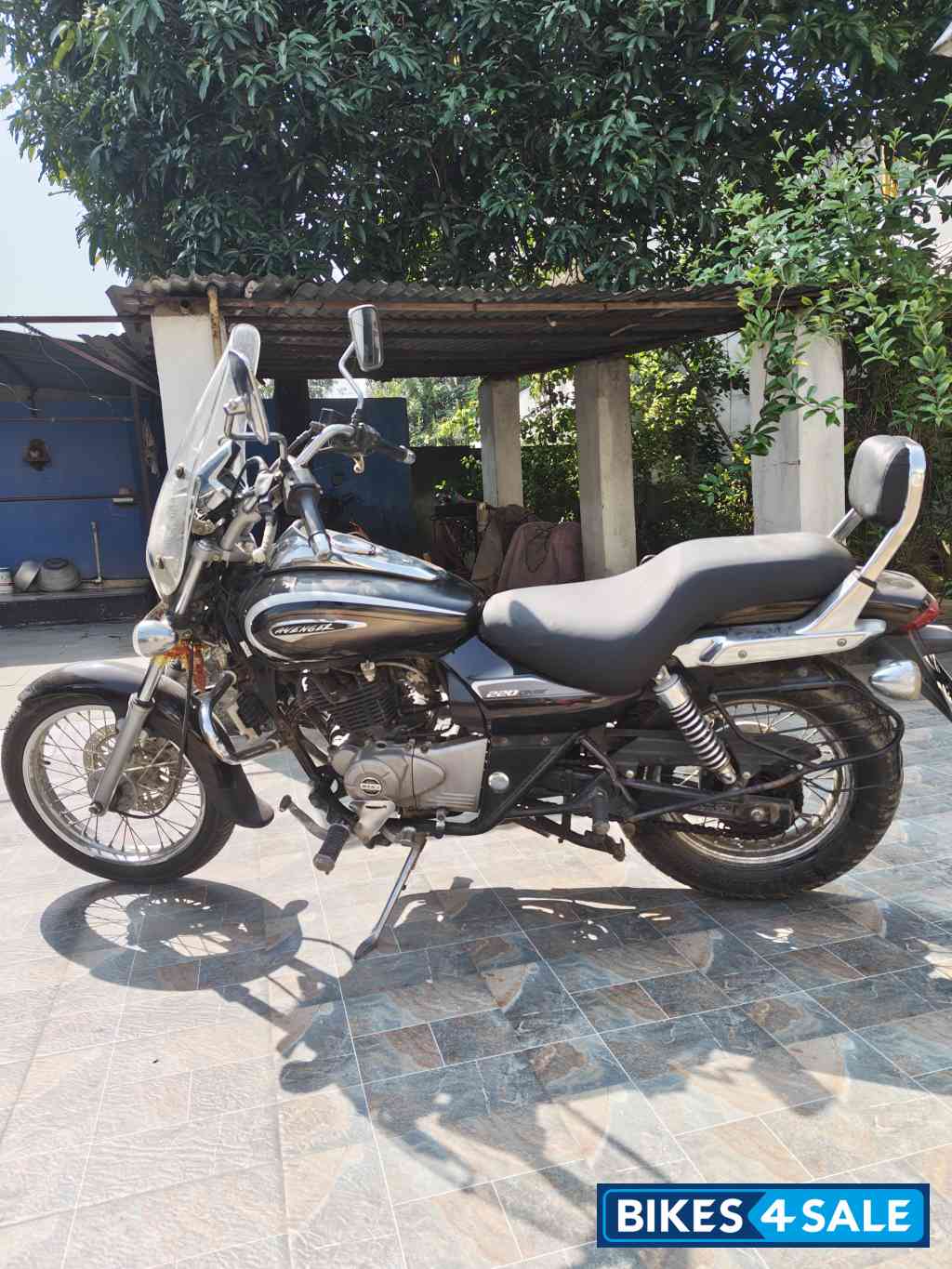 Bajaj Avenger Street 220
