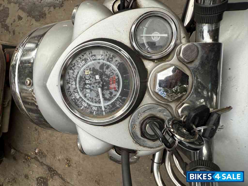 Silver Royal Enfield Bullet Electra Twinspark