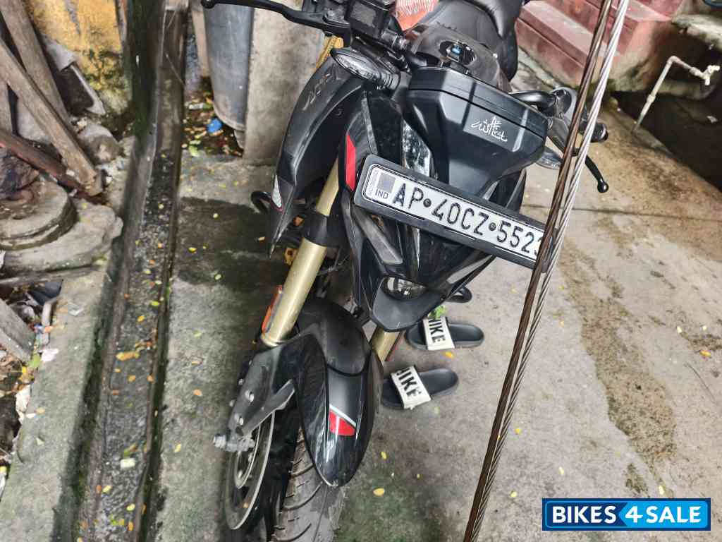 Bajaj Pulsar N160 Dual Channel ABS