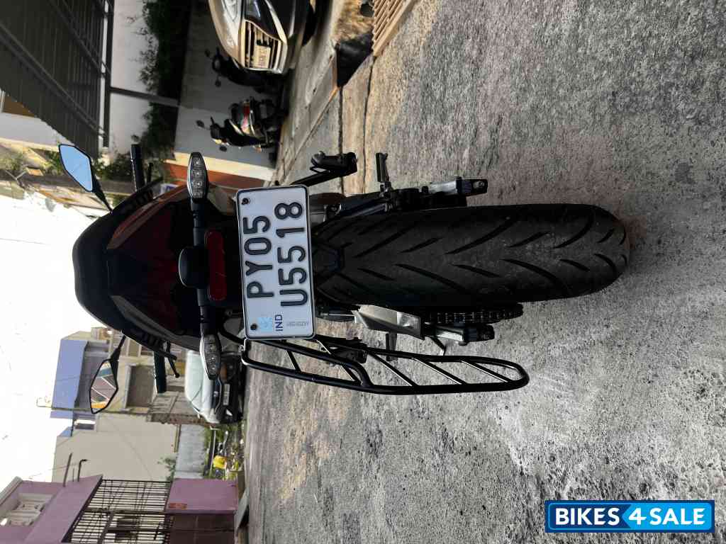 Puma White Aprilia Tuono 457