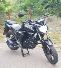 Black Yamaha FZ-S FI V2