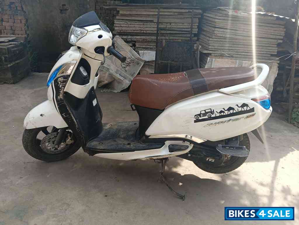 TVS Jupiter 125