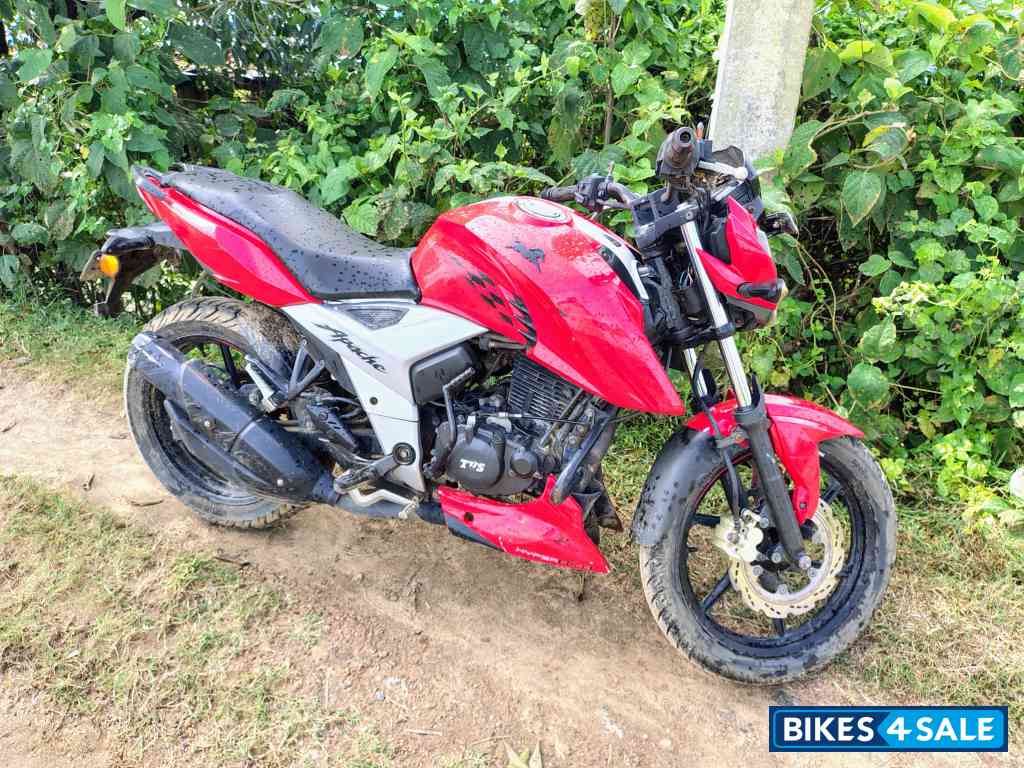 TVS Apache RTR 160 4V
