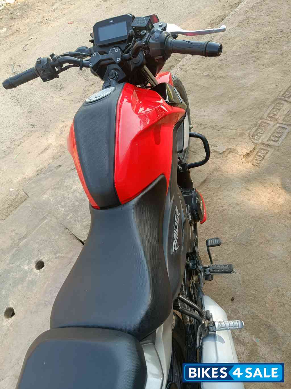 TVS Raider iGO