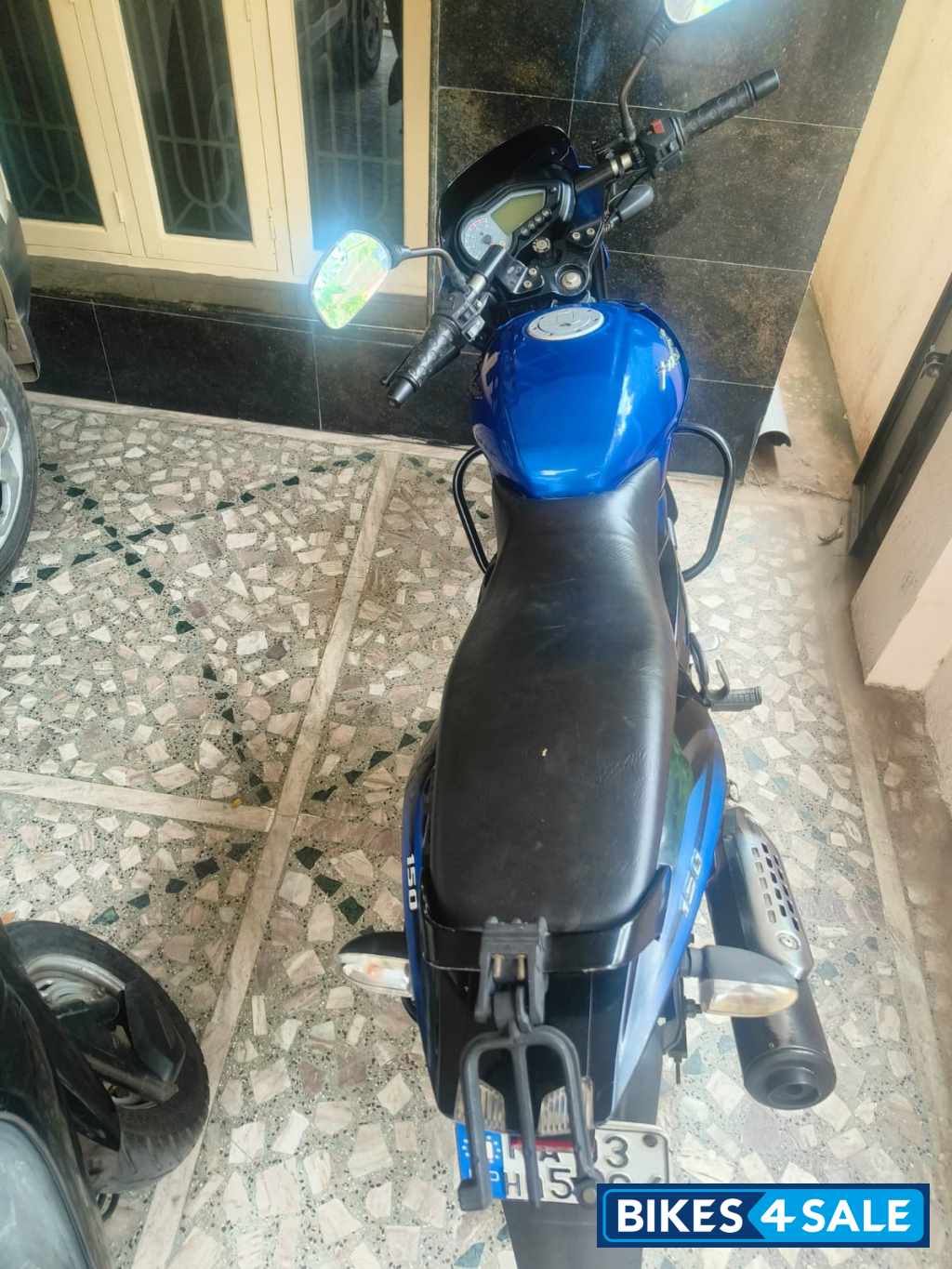 Blue Bajaj Pulsar 150 DTSi Blue Bajaj Pulsar 150 DTSi