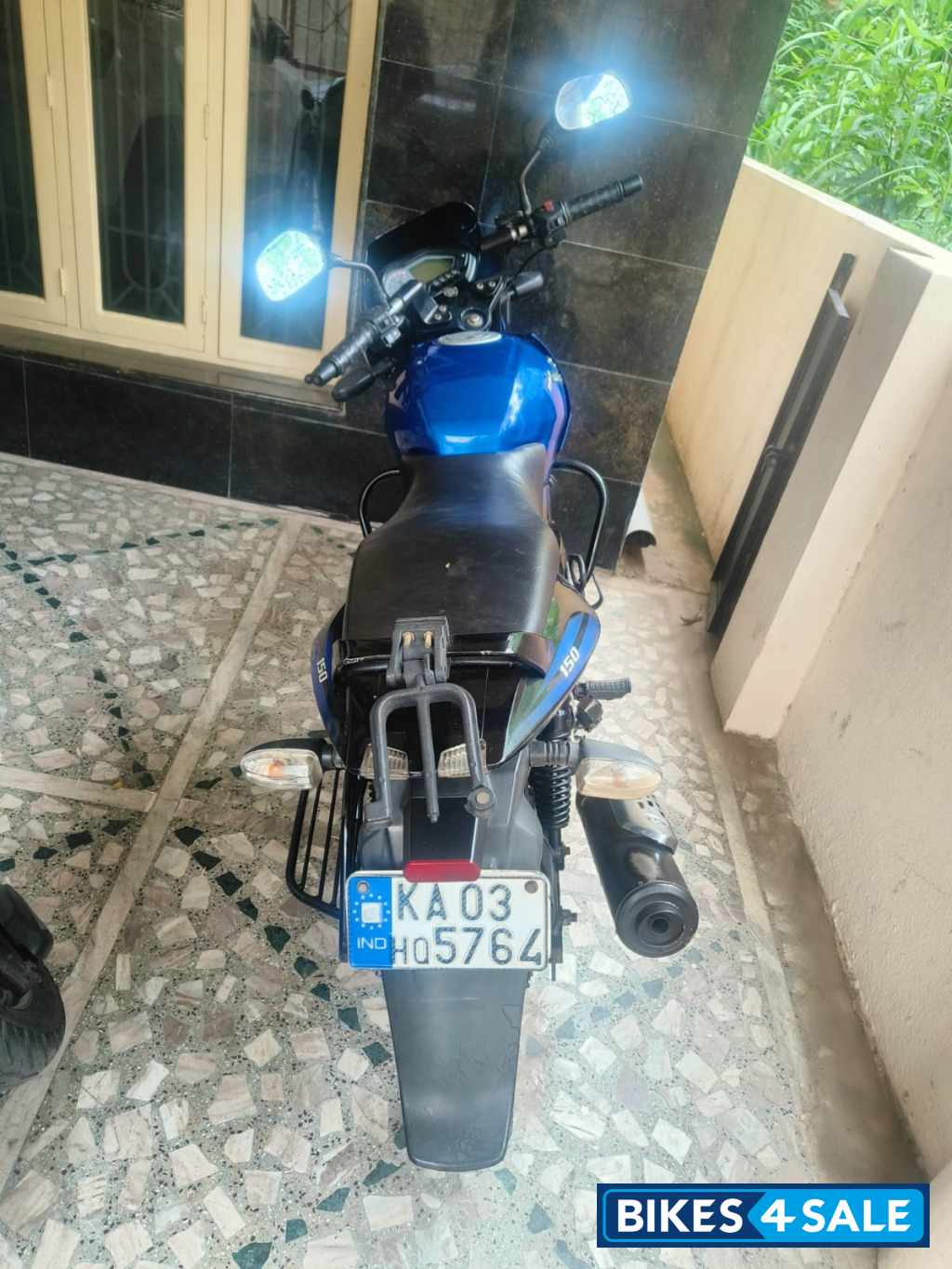 Blue Bajaj Pulsar 150 DTSi Blue Bajaj Pulsar 150 DTSi