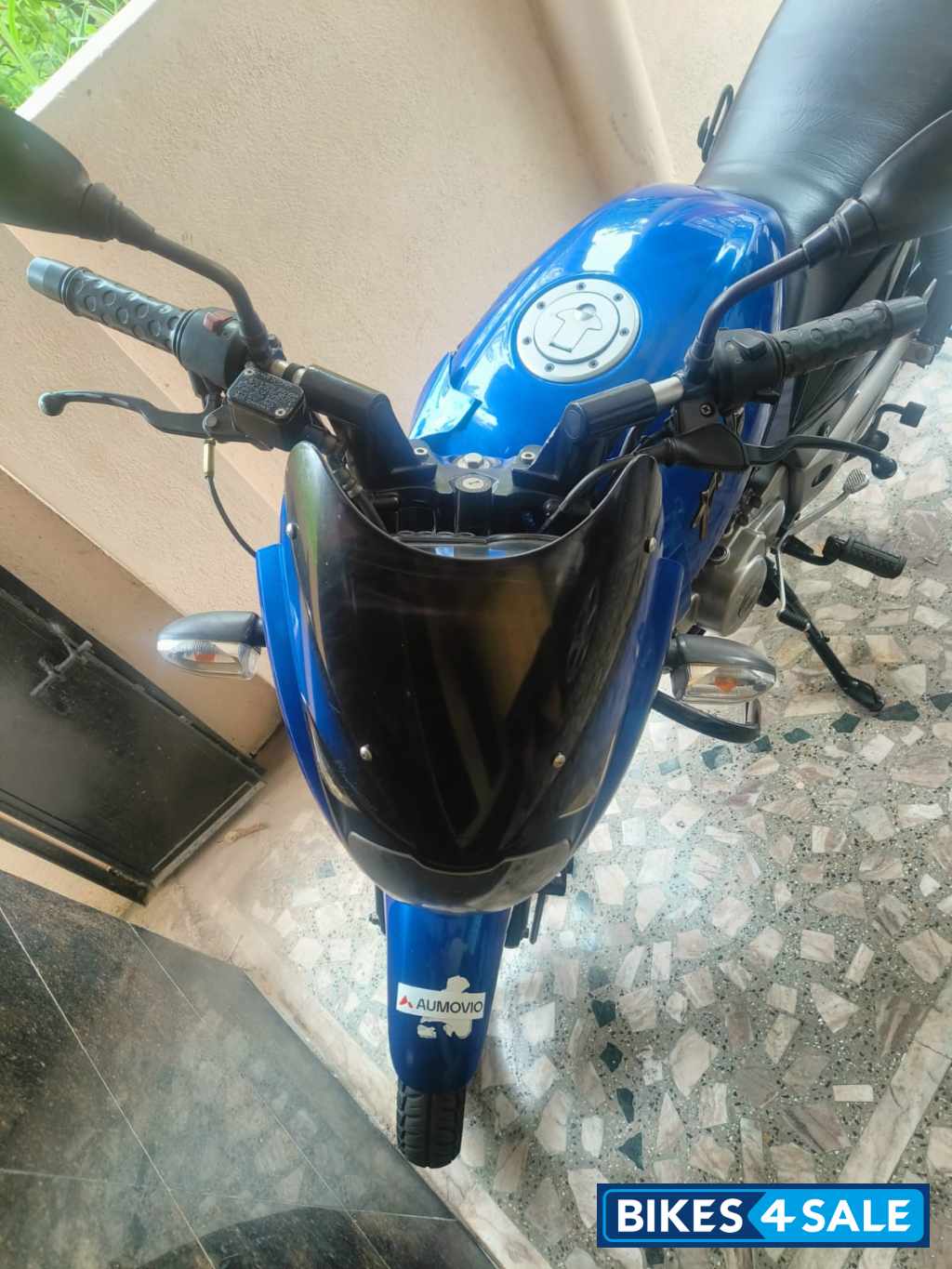 Blue Bajaj Pulsar 150 DTSi Blue Bajaj Pulsar 150 DTSi