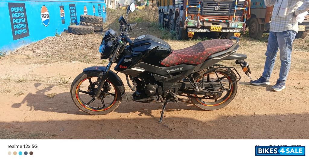 TVS Raider SXC Dual Disc