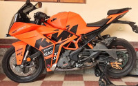 Exotic Orange KTM RC 390 GP