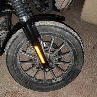 Black Harley Davidson Iron 883